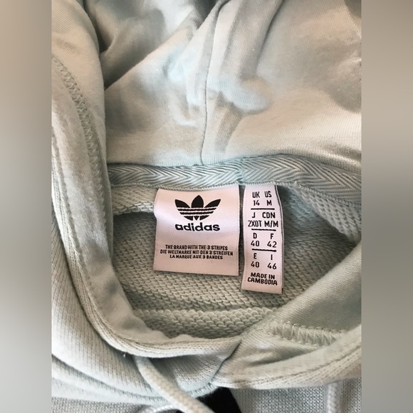 NWOT adidas Ash Green Sweatshirt with Black Velvet Logo - M - Picture 3 of 5